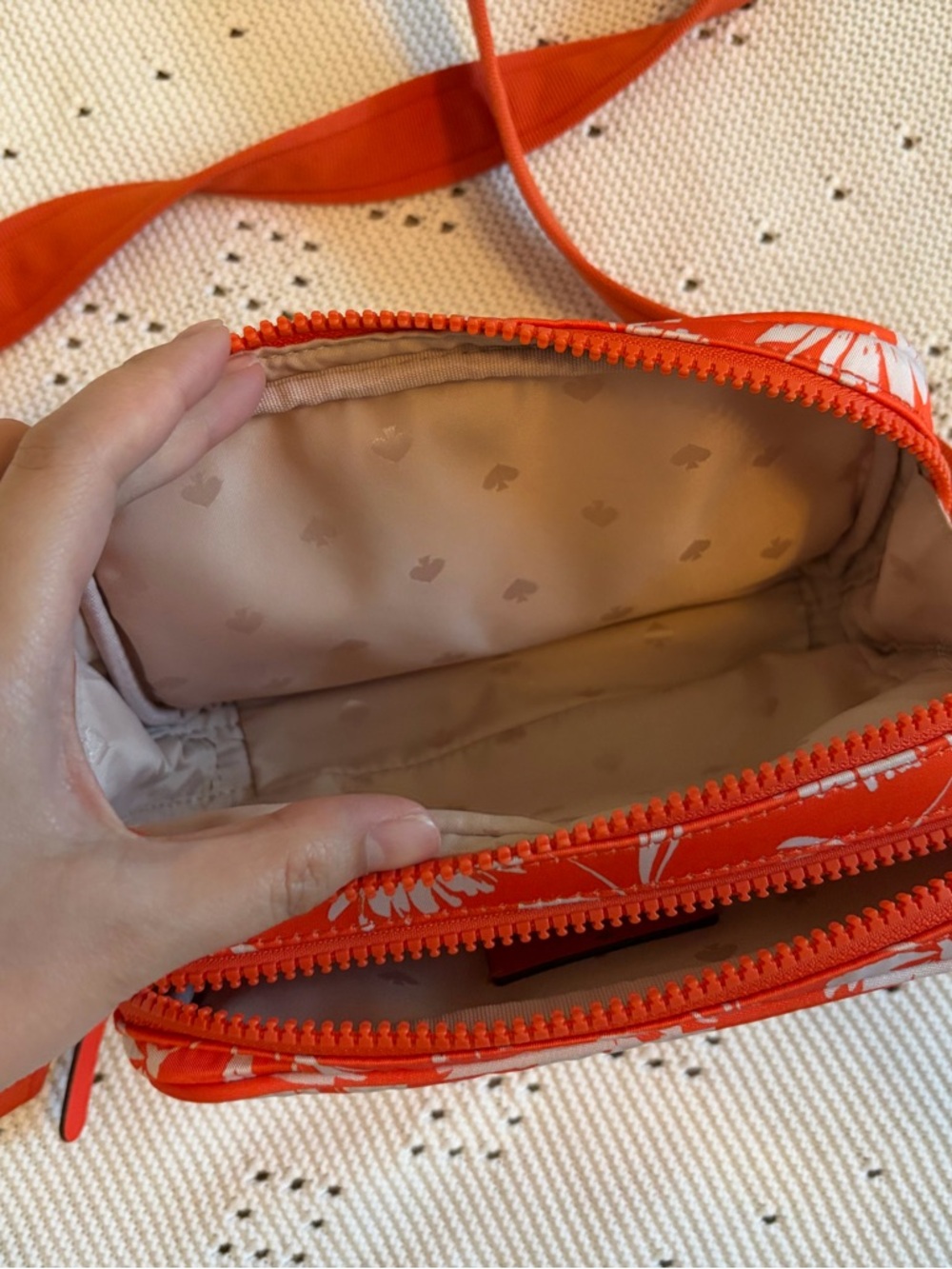 Kate spade Floral Orange Crossbody Bag with White Bloom Accents - Picture 6 of 6
